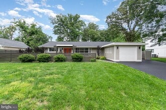 7737 Schelhorn Rd in Alexandria, VA - Building Photo - Building Photo