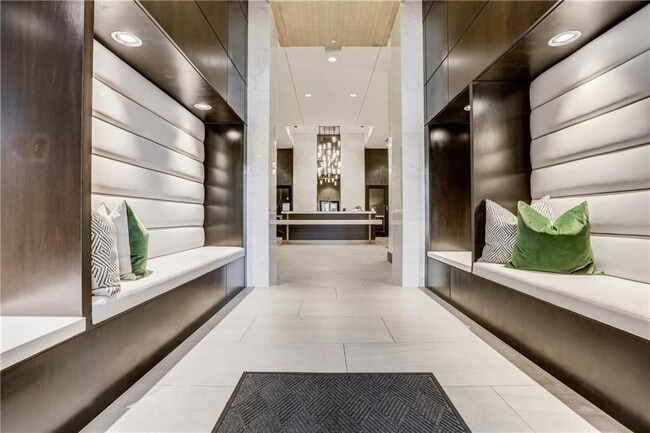 855 Peachtree St NE in Atlanta, GA - Foto de edificio - Building Photo