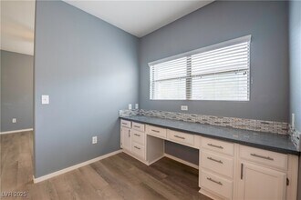 45 Maleena Mesa St in Henderson, NV - Building Photo - Building Photo