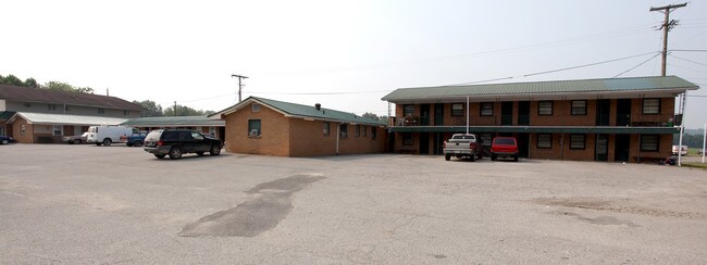 518 E Main St in Grayson, KY - Building Photo - Building Photo