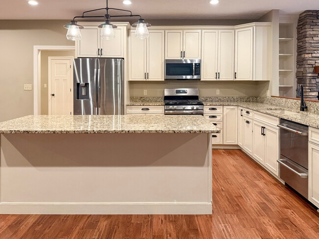 14 Edgewater Ct in Wakeman, OH - Building Photo - Building Photo