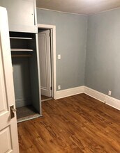 203 7th St NW, Unit 2 in Willmar, MN - Foto de edificio - Building Photo