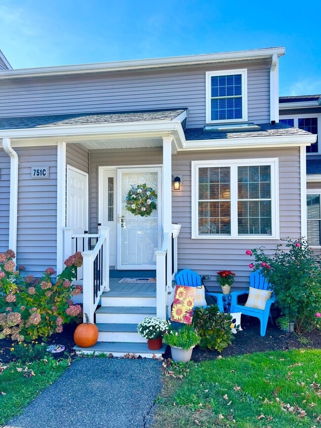 property at 751 Long Hill Rd