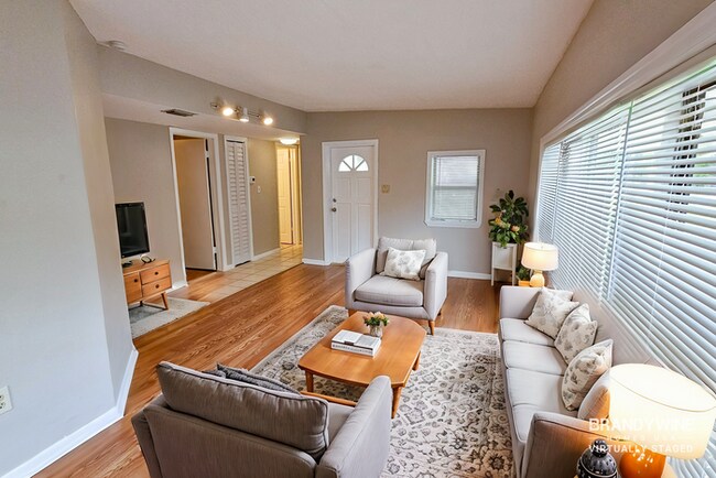 2465 Highland Acres Dr in Clearwater, FL - Building Photo - Building Photo