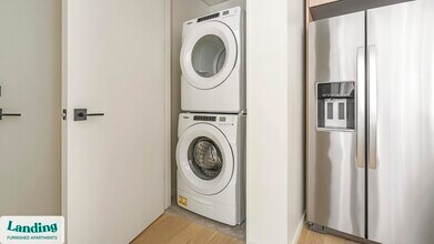 143 E Commerce St in San Antonio, TX - Building Photo - Building Photo