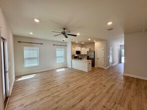 272 The Prado in Apalachicola, FL - Building Photo - Building Photo