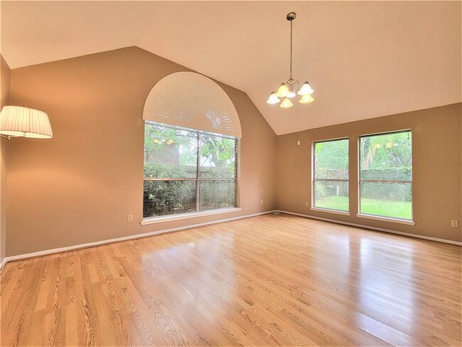 1418 Indian Autumn Trce in Houston, TX - Building Photo - Building Photo