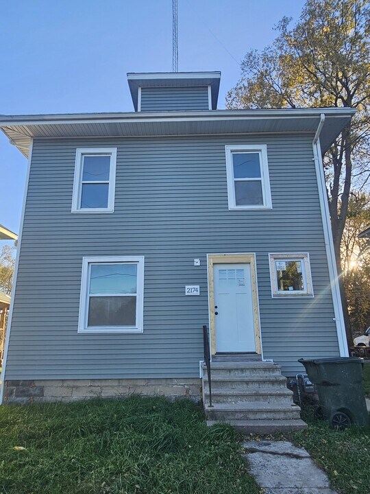 2174 Lafayette St in Waterloo, IA - Building Photo