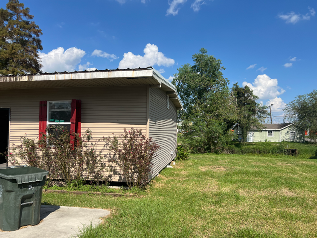 6915 W Main St in Houma, LA - Building Photo - Building Photo