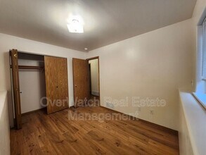 4041 Lunar Dr in Anchorage, AK - Building Photo - Building Photo