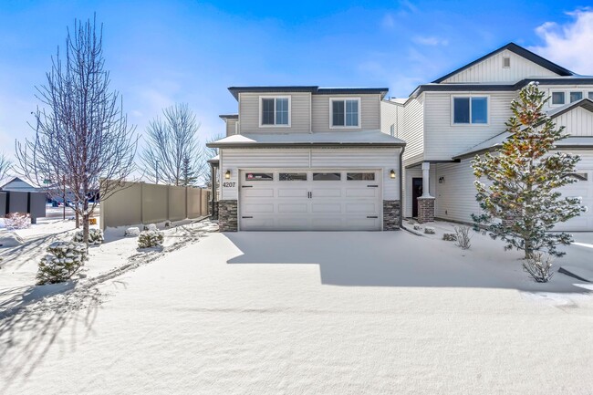 property at 4207 E Esperanto St