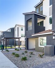 5838 Kips Bay St in Las Vegas, NV - Building Photo - Building Photo