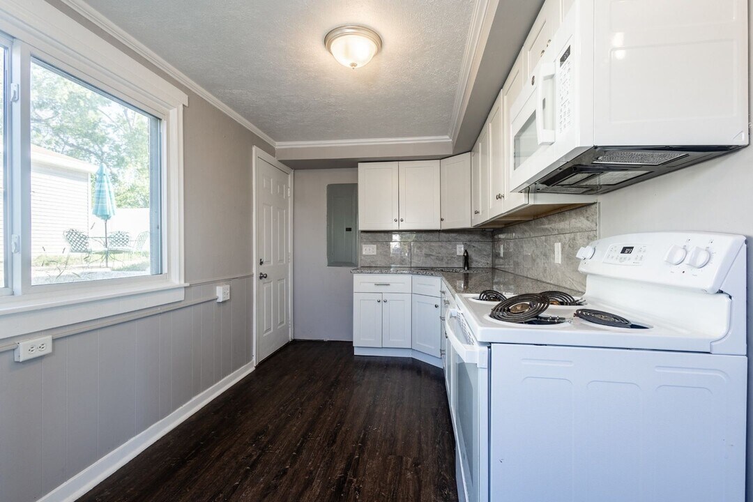 3450 N 48th St in Lincoln, NE - Building Photo