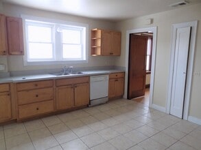 328 Green Bay Rd in Highwood, IL - Building Photo - Building Photo