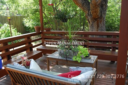 995 Hartford Dr in Boulder, CO - Building Photo