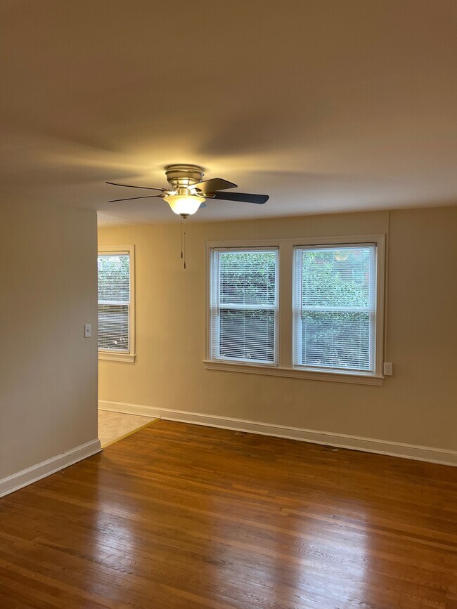 617 North Monroe Street, Unit 4 in Arlington, VA - Building Photo - Building Photo