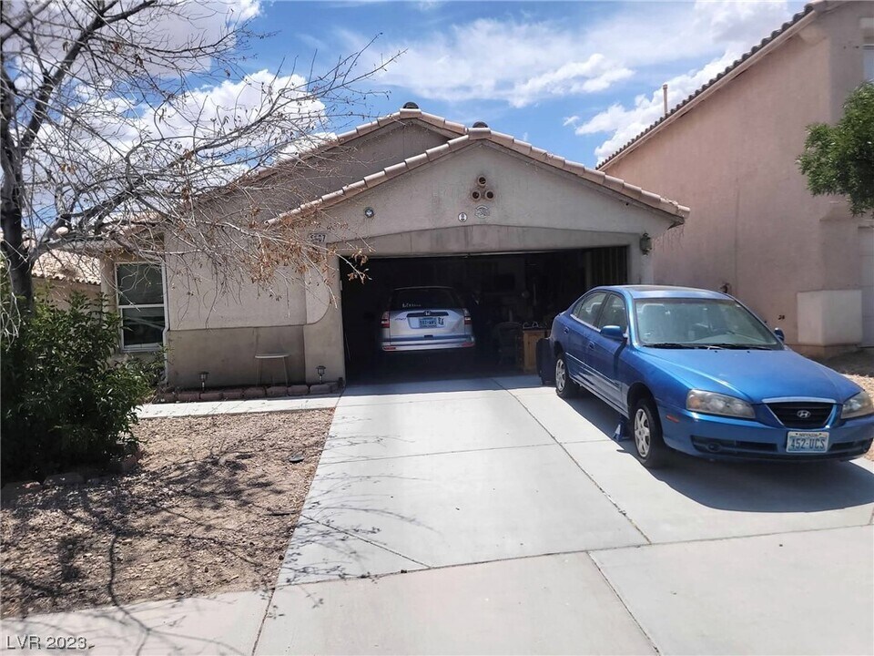 5607 W Dewey Dr Photo