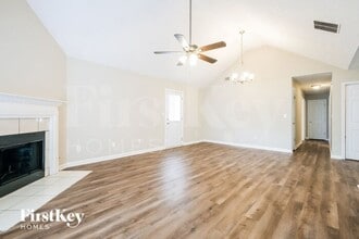 5715 Hidden Brook Cir in Atlanta, GA - Building Photo - Building Photo