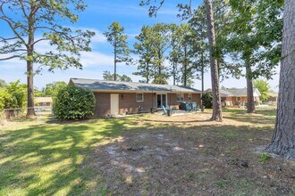 606 Dandridge Dr in Fayetteville, NC - Building Photo - Building Photo