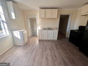 1202 Juniper St in Lagrange, GA - Building Photo - Building Photo