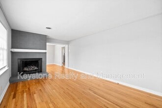 1319 Fort Campbell Blvd in Clarksville, TN - Building Photo - Building Photo