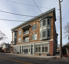 408-412 S Main St in Torrington, CT - Building Photo - Building Photo