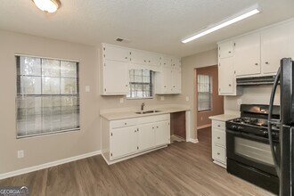 3288 Timor Cir in Stonecrest, GA - Building Photo - Building Photo