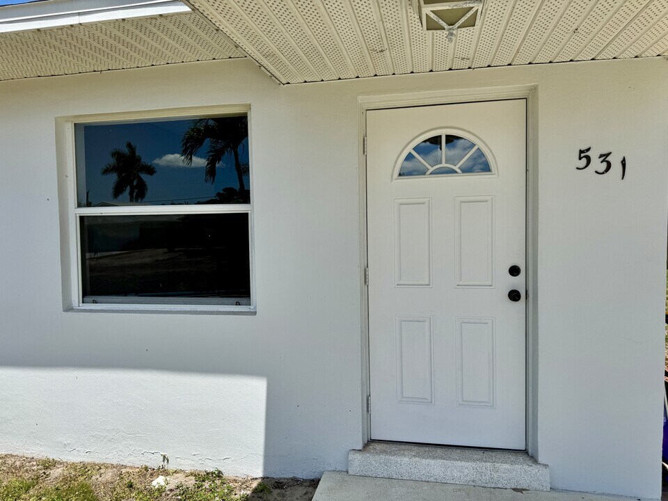 531 99th Ave N in Naples, FL - Building Photo