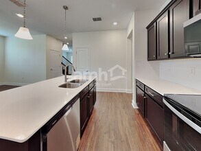 3627 Windward Hls Blvd in Apopka, FL - Foto de edificio - Building Photo