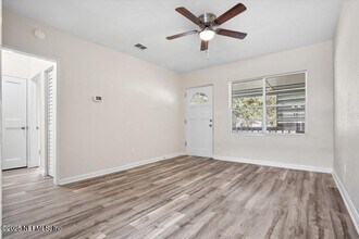 83 Lewis St in Atlantic Beach, FL - Building Photo - Building Photo