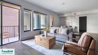 1414 Wood Hollow Dr in Houston, TX - Building Photo