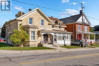 15 Elmsley St N in Smiths Falls, ON - Building Photo - Building Photo