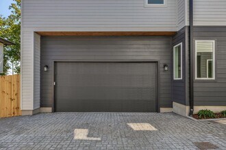 5917 Robertson Ave in Nashville, TN - Building Photo - Building Photo