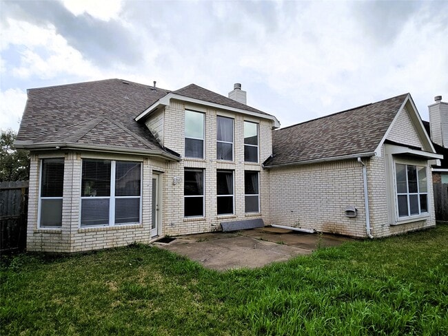 4911 Russett Ln in Sugar Land, TX - Building Photo - Building Photo