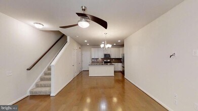 42727 Eildon Terrace in Ashburn, VA - Building Photo - Building Photo