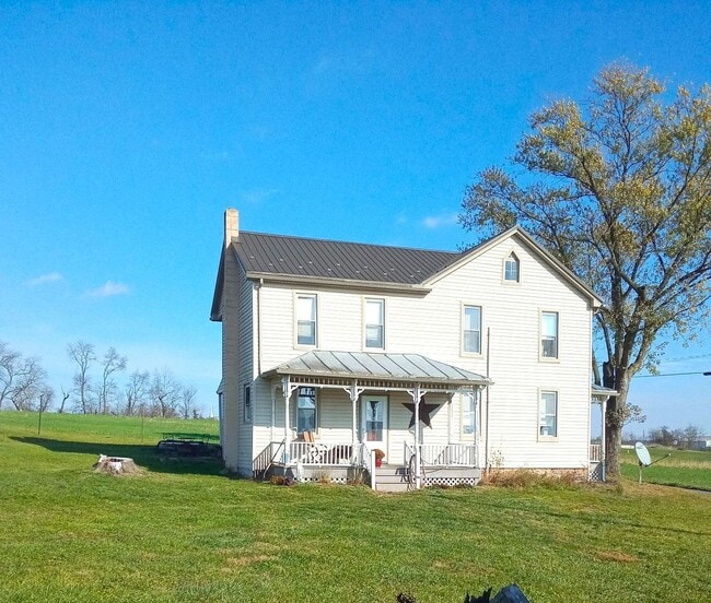 14737 W Creek Rd in Newburg, PA - Building Photo - Building Photo