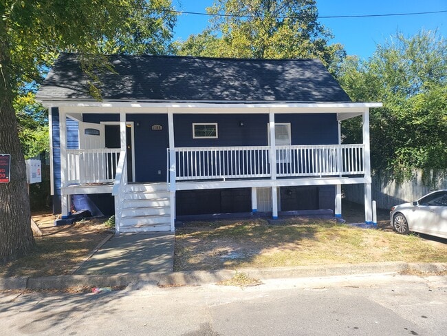 property at 1109 Windsor St SW