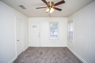 2319 21st St in Lubbock, TX - Building Photo - Building Photo