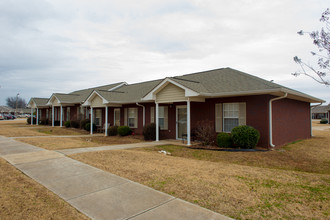 Montclair in Athens, AL - Building Photo - Building Photo