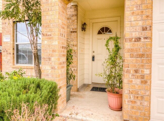 14938 Sugar Sweet Dr in Sugar Land, TX - Foto de edificio - Building Photo