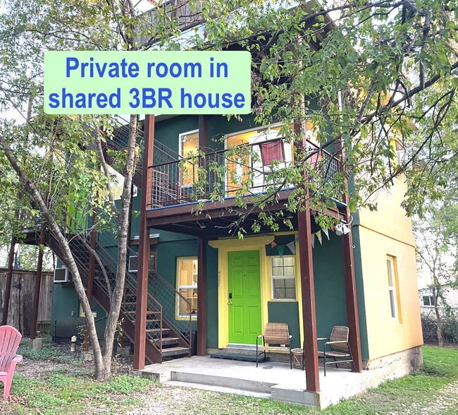 property at 2605 Oaklawn Ave