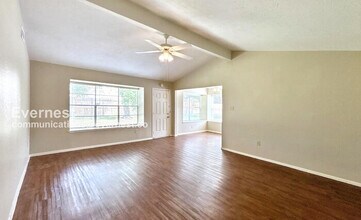9503 Martin Wood Ct in Houston, TX - Building Photo - Building Photo