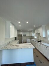 1167 N Berendo St in Los Angeles, CA - Building Photo - Building Photo