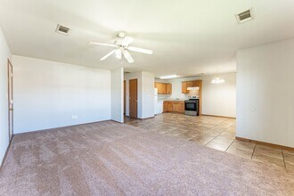 414 E Southern Trace Dr in Rogers, AR - Building Photo - Building Photo