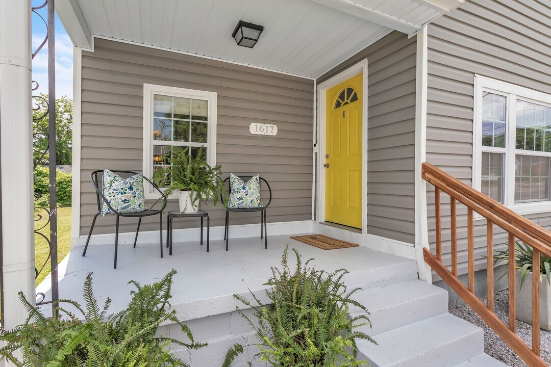 1617 Dr DB Todd Jr Blvd in Nashville, TN - Building Photo