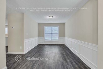 2439 Miller Oaks Cir in Decatur, GA - Building Photo - Building Photo