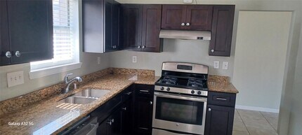 2106 Wilshire Park Dr in Houston, TX - Building Photo - Building Photo