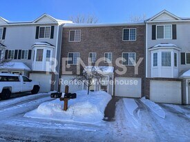 16477 Timber Crest Dr SE in Prior Lake, MN - Building Photo