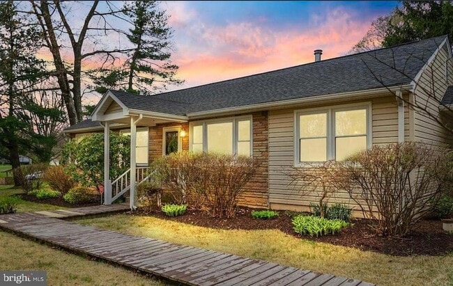 7804 Old Carolina Rd in Gainesville, VA - Building Photo - Building Photo