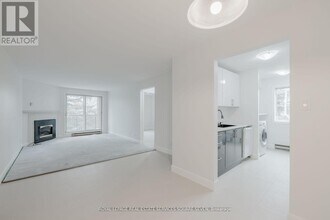 1096-1096 Jalna Blvd in London, ON - Building Photo - Building Photo